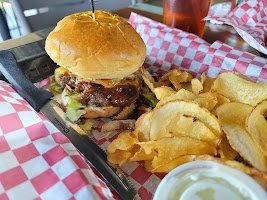 Bones Jones Burgers & Butchery - Burke County Tourism