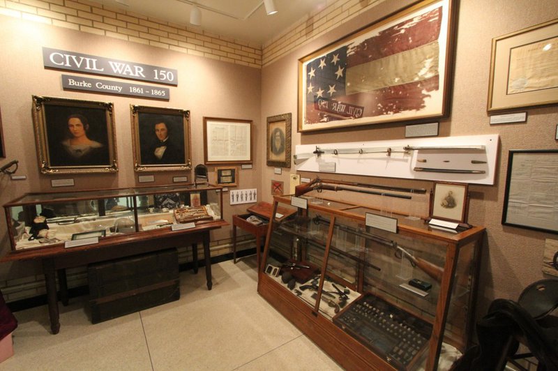 Burkehistorymuseum.jpg