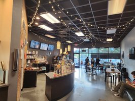 Cup n' Spoon Coffee & Yogurt Bar