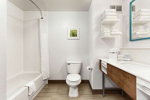Hampton Inn