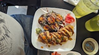 Kin2Kin Sushi Bar & Japanese Restaurant