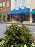 Merrill Mischief Candy, Christmas & Fudge Shop