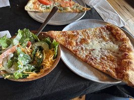 Moondog Pizza