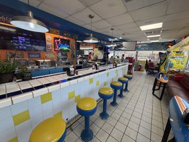 Myra's Diner