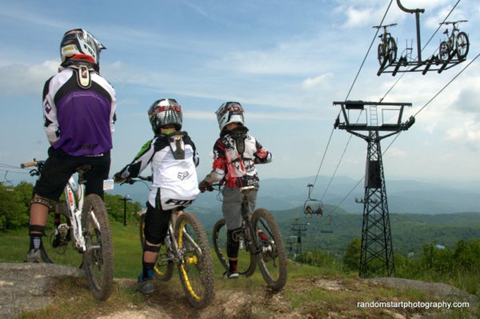 Beech Mountain Ski Slope - Mountain Bike Park & Disc Golf Featured Image