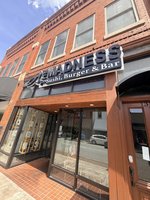 The Madness - Sushi, Burger & Bar