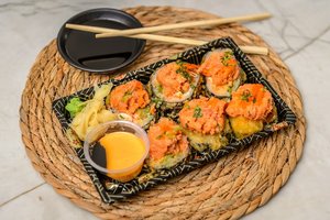 The Madness - Sushi, Burger & Bar