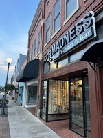 The Madness - Sushi, Burger & Bar