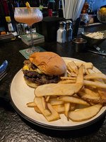 Toner's Irish Pub