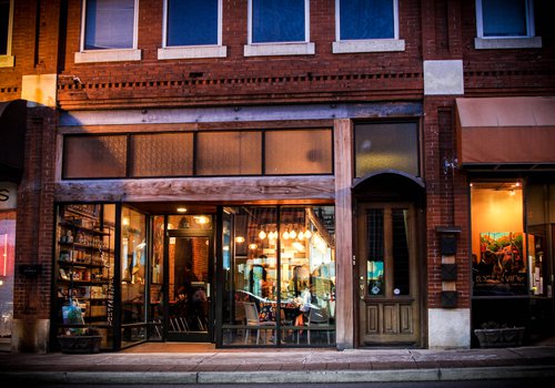 Root & Vine Restaurant - Farm to Table with wood fired grill & pizza oven. Featured Image