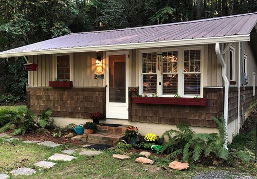 Trails End Cabin.jpg