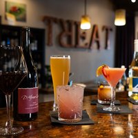 Treat Restaurant & Bar