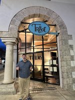 Treat Restaurant & Bar