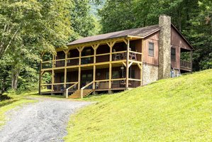 Vacation Rental- Queens Pond Retreat