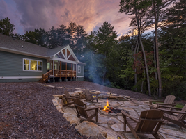 Vacation Rental:  Experience Downtown Morganton Air BnB