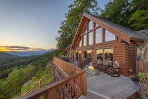 Vacation Rental:  Experience Downtown Morganton Air BnB