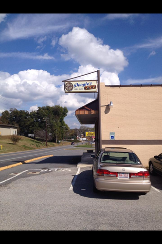 Doogie's Pizza & Subs Featured Image